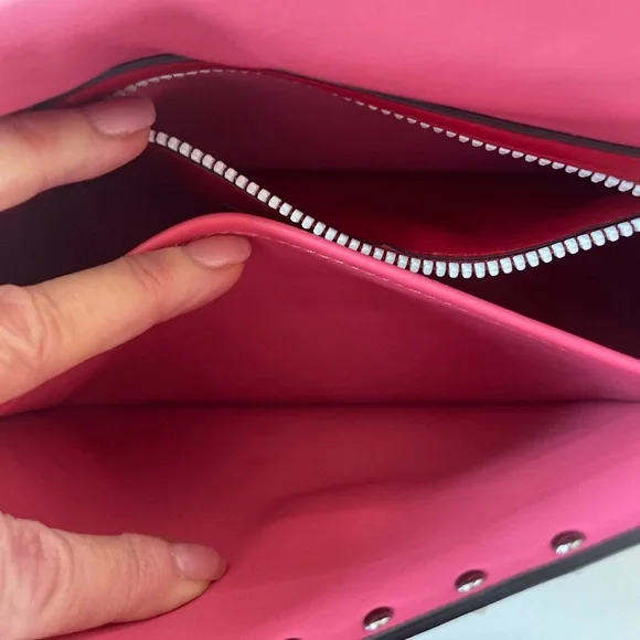 Valentino Garavani Rockstud Spike #59650V88B Pink Handbag - Picture 13 of 14